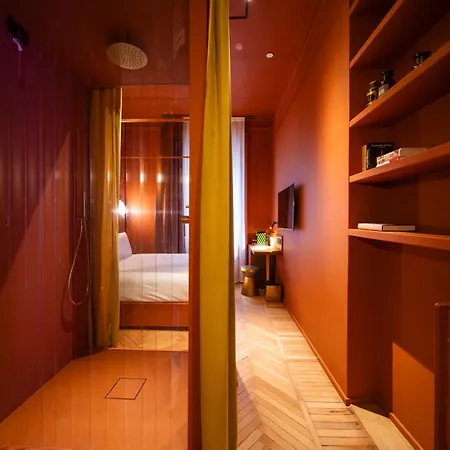 Guest house Fontana 16 *