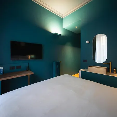 Guest house Fontana 16 *