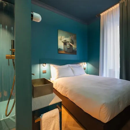 Guest house Fontana 16 *