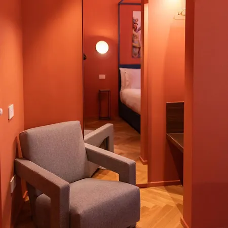 Fontana 16 Guest house Milan